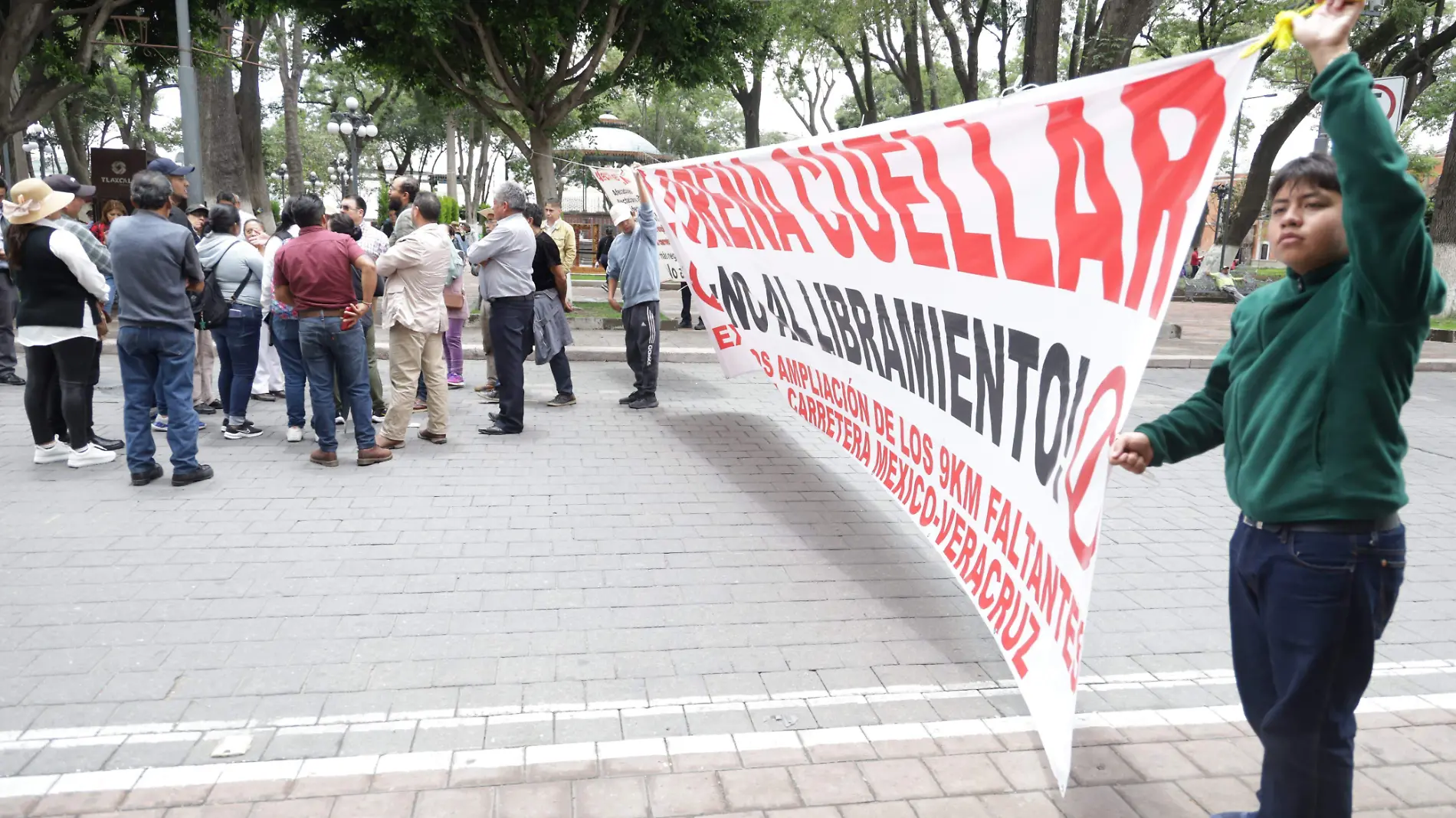 Bloqueo Plaza de la Constitución (1)